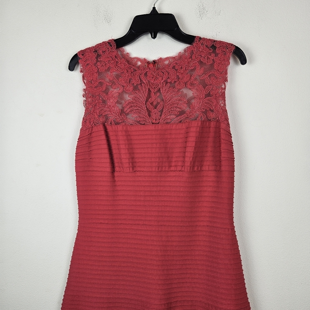 Tadashi Shoji Corded Embroidery on Tulle Pintuck Boatneck Dress M - Picture 4 of 9